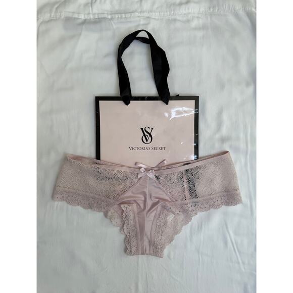 NWT Victoria’s Secret Vintage Lace & Satin Cheeky Panty Light Purple XS 2017 - Picture 1 of 7